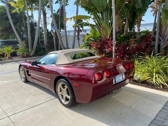 2003 50th Anniversary Red /Light Oak Chevrolet Corvette 50TH CONVERTIBLE LOW MILES 6,742 (1G1YY32G735) with an 5.7L Ls1 V8 SFI Engine engine, Automatic transmission, located at 4701 North Dixie Hwy, Pompano Beach, FL, 33064, (954) 422-2889, 26.240938, -80.123474 - OUR WEBPAGE FLORIDACARS1.COM HAS OVER 100 PHOTOS AND FREE CARFAX LINK 2003 Chevrolet Corvette 50th Anniversary Convertible 5.7L V8 F OHV Gasoline 25 MPG Rear Wheel Drive Features ABS Brakes Air Conditioning Alloy Wheels AM/FM Stereo Automatic Transmission BOSE Sound System CD Audio Cruise Control He- Photo#39