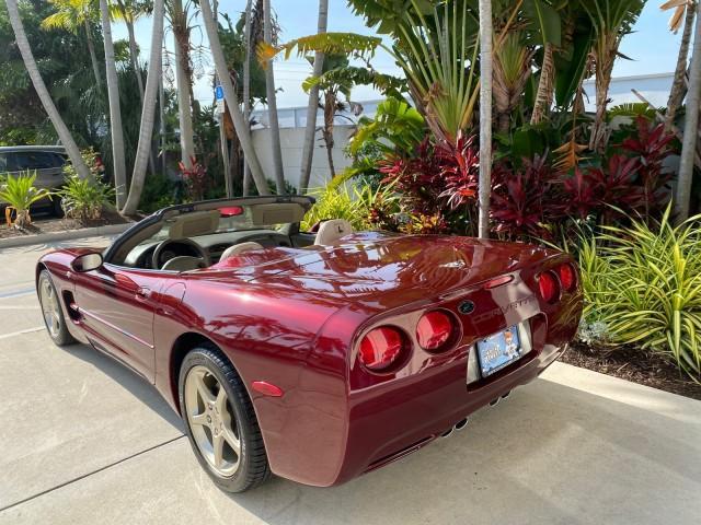 2003 50th Anniversary Red /Light Oak Chevrolet Corvette 50TH CONVERTIBLE LOW MILES 6,742 (1G1YY32G735) with an 5.7L Ls1 V8 SFI Engine engine, Automatic transmission, located at 4701 North Dixie Hwy, Pompano Beach, FL, 33064, (954) 422-2889, 26.240938, -80.123474 - OUR WEBPAGE FLORIDACARS1.COM HAS OVER 100 PHOTOS AND FREE CARFAX LINK 2003 Chevrolet Corvette 50th Anniversary Convertible 5.7L V8 F OHV Gasoline 25 MPG Rear Wheel Drive Features ABS Brakes Air Conditioning Alloy Wheels AM/FM Stereo Automatic Transmission BOSE Sound System CD Audio Cruise Control He- Photo#42