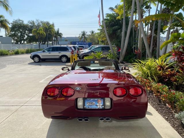 2003 50th Anniversary Red /Light Oak Chevrolet Corvette 50TH CONVERTIBLE LOW MILES 6,742 (1G1YY32G735) with an 5.7L Ls1 V8 SFI Engine engine, Automatic transmission, located at 4701 North Dixie Hwy, Pompano Beach, FL, 33064, (954) 422-2889, 26.240938, -80.123474 - OUR WEBPAGE FLORIDACARS1.COM HAS OVER 100 PHOTOS AND FREE CARFAX LINK 2003 Chevrolet Corvette 50th Anniversary Convertible 5.7L V8 F OHV Gasoline 25 MPG Rear Wheel Drive Features ABS Brakes Air Conditioning Alloy Wheels AM/FM Stereo Automatic Transmission BOSE Sound System CD Audio Cruise Control He- Photo#44