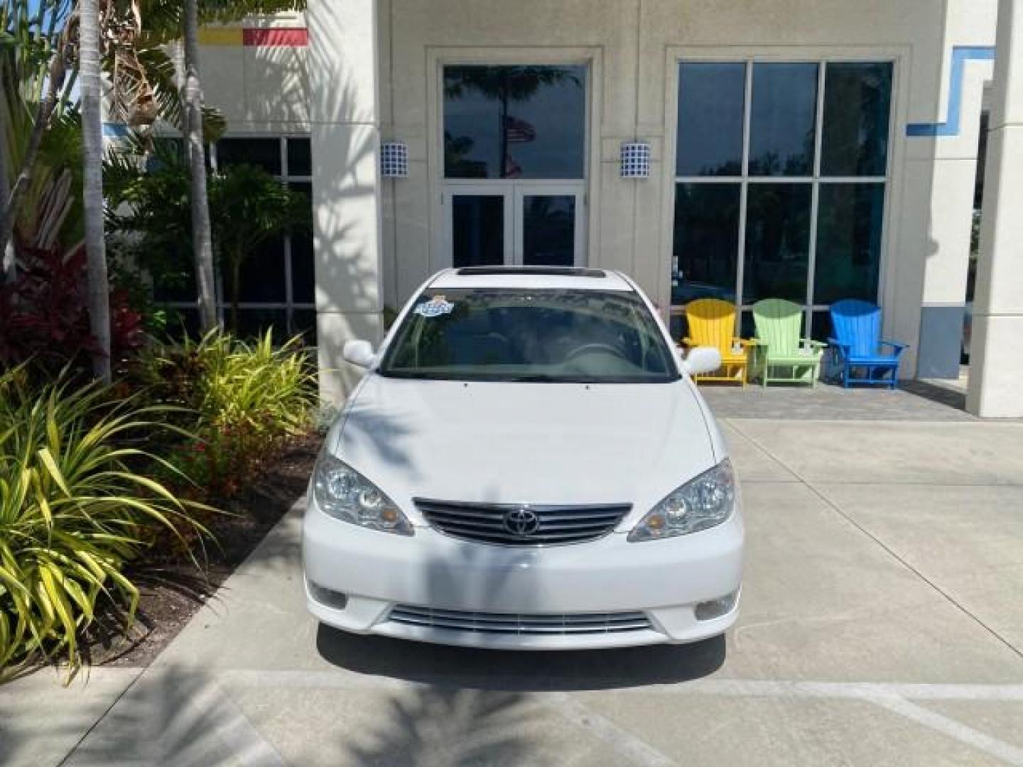 2006 Super White /Taupe Toyota Camry XLE V6 LOW MILES 65,439 (4T1BF30K76U) with an 3.0L DOHC SEFI 24-Valve V6 Engine engine, Automatic transmission, located at 4701 North Dixie Hwy, Pompano Beach, FL, 33064, (954) 422-2889, 26.240938, -80.123474 - OUR WEBPAGE FLORIDACARS1.COM HAS OVER 100 PHOTOS AND FREE CARFAX LINK 2006 Toyota Camry XLE V6 1 OWNER Sedan 4 DR 3.0L V6 F DOHC 24V Gasoline 29 MPG Front Wheel Drive Features ABS Brakes Air Conditioning Alloy Wheels AM/FM Stereo Automatic Transmission Cassette Player CD Audio Cruise Control JBL Sou- Photo#26