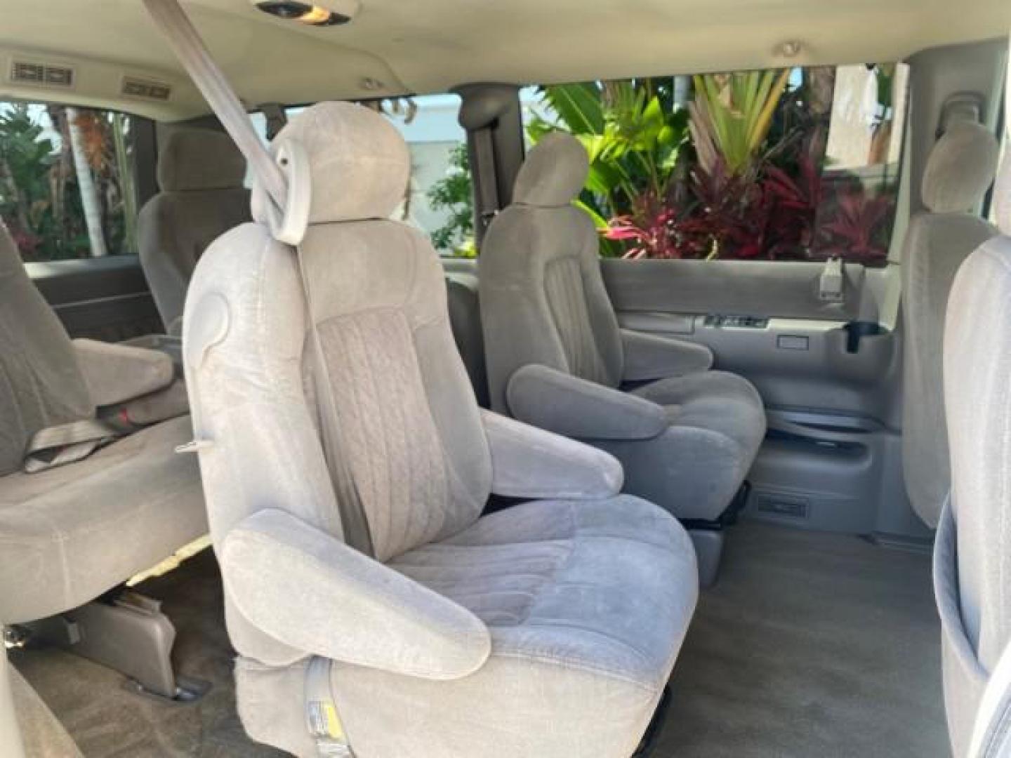 2005 Summit White /Medium Gray Chevrolet Astro Passenger LT LOW MILES 67,376 1 OWNER (1GNDM19X05B) with an 4.3L Vortec 4300 V6 MFI Engine engine, Automatic transmission, located at 4701 North Dixie Hwy, Pompano Beach, FL, 33064, (954) 422-2889, 26.240938, -80.123474 - OUR WEBPAGE FLORIDACARS1.COM HAS OVER 100 PHOTOS AND FREE CARFAX LINK 2005 Chevrolet Astro LT 1 OWNER Van 4.3L V6 F Gasoline 21 MPG Rear Wheel Drive Features ABS Brakes Air Conditioning Alloy Wheels AM/FM Stereo Automatic Transmission Barn Doors Cassette Player CD Audio Cloth Seats Cruise Control Fu- Photo#14