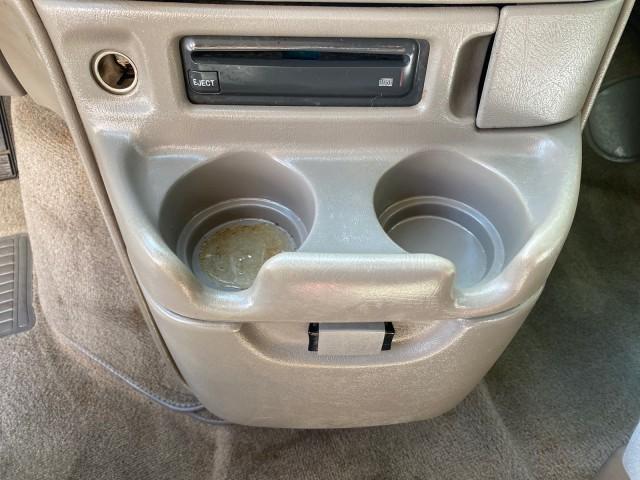 2005 Summit White /Medium Gray Chevrolet Astro Passenger LT LOW MILES 67,376 1 OWNER (1GNDM19X05B) with an 4.3L Vortec 4300 V6 MFI Engine engine, Automatic transmission, located at 4701 North Dixie Hwy, Pompano Beach, FL, 33064, (954) 422-2889, 26.240938, -80.123474 - OUR WEBPAGE FLORIDACARS1.COM HAS OVER 100 PHOTOS AND FREE CARFAX LINK 2005 Chevrolet Astro LT 1 OWNER Van 4.3L V6 F Gasoline 21 MPG Rear Wheel Drive Features ABS Brakes Air Conditioning Alloy Wheels AM/FM Stereo Automatic Transmission Barn Doors Cassette Player CD Audio Cloth Seats Cruise Control Fu- Photo#60