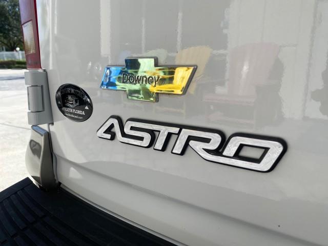 2005 Summit White /Medium Gray Chevrolet Astro Passenger LT LOW MILES 67,376 1 OWNER (1GNDM19X05B) with an 4.3L Vortec 4300 V6 MFI Engine engine, Automatic transmission, located at 4701 North Dixie Hwy, Pompano Beach, FL, 33064, (954) 422-2889, 26.240938, -80.123474 - OUR WEBPAGE FLORIDACARS1.COM HAS OVER 100 PHOTOS AND FREE CARFAX LINK 2005 Chevrolet Astro LT 1 OWNER Van 4.3L V6 F Gasoline 21 MPG Rear Wheel Drive Features ABS Brakes Air Conditioning Alloy Wheels AM/FM Stereo Automatic Transmission Barn Doors Cassette Player CD Audio Cloth Seats Cruise Control Fu- Photo#80