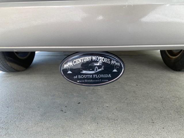 2005 Summit White /Medium Gray Chevrolet Astro Passenger LT LOW MILES 67,376 1 OWNER (1GNDM19X05B) with an 4.3L Vortec 4300 V6 MFI Engine engine, Automatic transmission, located at 4701 North Dixie Hwy, Pompano Beach, FL, 33064, (954) 422-2889, 26.240938, -80.123474 - OUR WEBPAGE FLORIDACARS1.COM HAS OVER 100 PHOTOS AND FREE CARFAX LINK 2005 Chevrolet Astro LT 1 OWNER Van 4.3L V6 F Gasoline 21 MPG Rear Wheel Drive Features ABS Brakes Air Conditioning Alloy Wheels AM/FM Stereo Automatic Transmission Barn Doors Cassette Player CD Audio Cloth Seats Cruise Control Fu- Photo#82