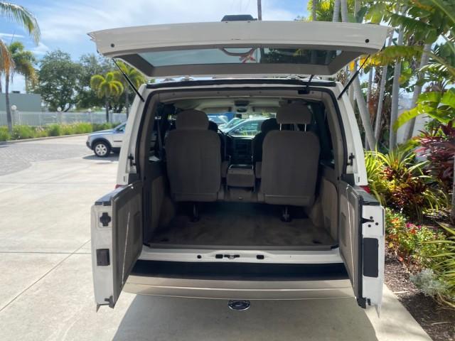 2005 Summit White /Medium Gray Chevrolet Astro Passenger LT LOW MILES 67,376 1 OWNER (1GNDM19X05B) with an 4.3L Vortec 4300 V6 MFI Engine engine, Automatic transmission, located at 4701 North Dixie Hwy, Pompano Beach, FL, 33064, (954) 422-2889, 26.240938, -80.123474 - OUR WEBPAGE FLORIDACARS1.COM HAS OVER 100 PHOTOS AND FREE CARFAX LINK 2005 Chevrolet Astro LT 1 OWNER Van 4.3L V6 F Gasoline 21 MPG Rear Wheel Drive Features ABS Brakes Air Conditioning Alloy Wheels AM/FM Stereo Automatic Transmission Barn Doors Cassette Player CD Audio Cloth Seats Cruise Control Fu- Photo#86