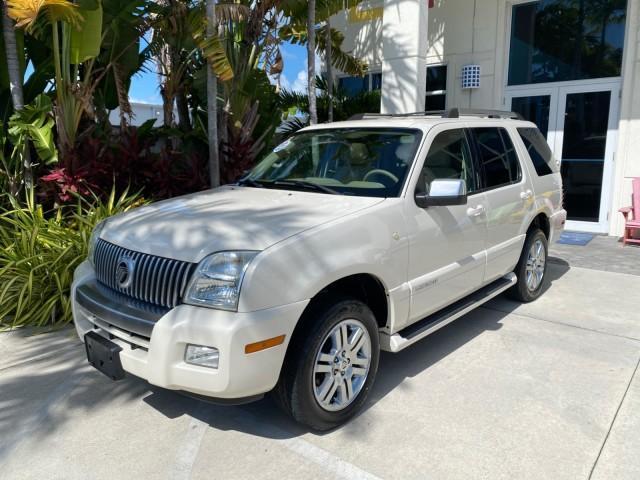 2007 Oxford White /Camel Mercury Mountaineer SUV Premier 1 OWNER (4M2EU38867U) with an 4.6L SOHC 24-Valve V8 Engine engine, Automatic transmission, located at 4701 North Dixie Hwy, Pompano Beach, FL, 33064, (954) 422-2889, 26.240938, -80.123474 - OUR WEBPAGE FLORIDACARS1.COM HAS OVER 100 PHOTOS AND FREE CARFAX LINK 2007 Mercury Mountaineer Premier 4 Door Wagon/Sport Utility 4.6L V8 F SOHC Gasoline 21 MPG Rear Wheel Drive Features ABS Brakes Air Conditioning Alloy Wheels AM/FM Stereo Audiophile Sound System Automatic Transmission Auxiliary Au- Photo#28