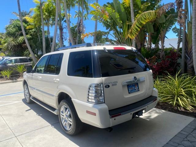 2007 Oxford White /Camel Mercury Mountaineer SUV Premier 1 OWNER (4M2EU38867U) with an 4.6L SOHC 24-Valve V8 Engine engine, Automatic transmission, located at 4701 North Dixie Hwy, Pompano Beach, FL, 33064, (954) 422-2889, 26.240938, -80.123474 - OUR WEBPAGE FLORIDACARS1.COM HAS OVER 100 PHOTOS AND FREE CARFAX LINK 2007 Mercury Mountaineer Premier 4 Door Wagon/Sport Utility 4.6L V8 F SOHC Gasoline 21 MPG Rear Wheel Drive Features ABS Brakes Air Conditioning Alloy Wheels AM/FM Stereo Audiophile Sound System Automatic Transmission Auxiliary Au- Photo#32