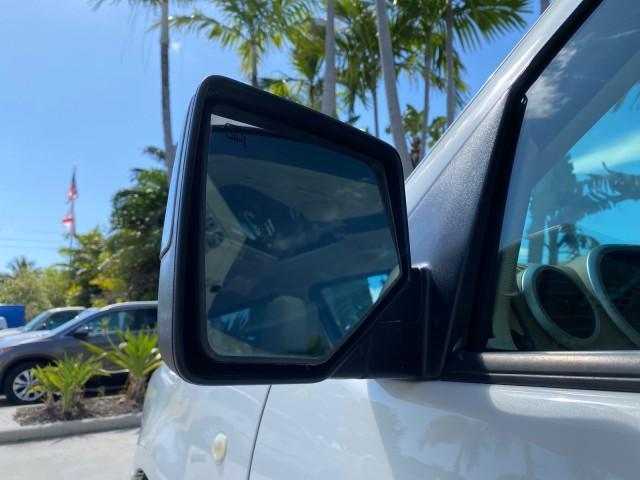 2007 Oxford White /Camel Mercury Mountaineer SUV Premier 1 OWNER (4M2EU38867U) with an 4.6L SOHC 24-Valve V8 Engine engine, Automatic transmission, located at 4701 North Dixie Hwy, Pompano Beach, FL, 33064, (954) 422-2889, 26.240938, -80.123474 - OUR WEBPAGE FLORIDACARS1.COM HAS OVER 100 PHOTOS AND FREE CARFAX LINK 2007 Mercury Mountaineer Premier 4 Door Wagon/Sport Utility 4.6L V8 F SOHC Gasoline 21 MPG Rear Wheel Drive Features ABS Brakes Air Conditioning Alloy Wheels AM/FM Stereo Audiophile Sound System Automatic Transmission Auxiliary Au- Photo#40