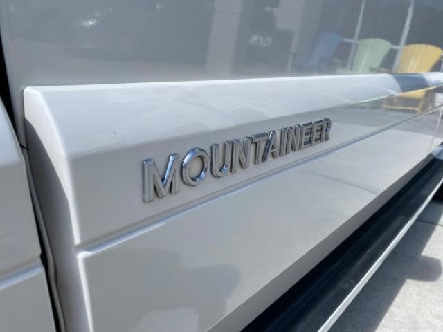 2007 Oxford White /Camel Mercury Mountaineer SUV Premier 1 OWNER (4M2EU38867U) with an 4.6L SOHC 24-Valve V8 Engine engine, Automatic transmission, located at 4701 North Dixie Hwy, Pompano Beach, FL, 33064, (954) 422-2889, 26.240938, -80.123474 - OUR WEBPAGE FLORIDACARS1.COM HAS OVER 100 PHOTOS AND FREE CARFAX LINK 2007 Mercury Mountaineer Premier 4 Door Wagon/Sport Utility 4.6L V8 F SOHC Gasoline 21 MPG Rear Wheel Drive Features ABS Brakes Air Conditioning Alloy Wheels AM/FM Stereo Audiophile Sound System Automatic Transmission Auxiliary Au- Photo#42