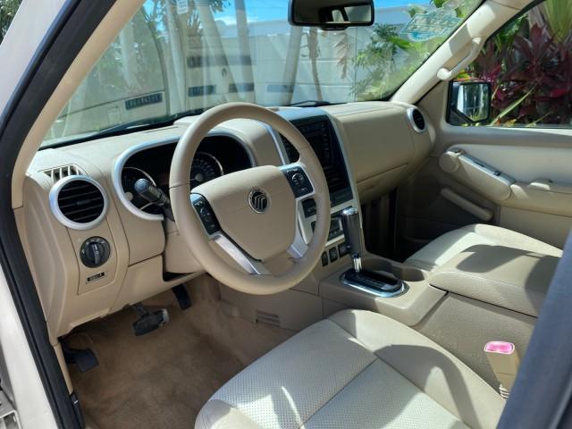 2007 Oxford White /Camel Mercury Mountaineer SUV Premier 1 OWNER (4M2EU38867U) with an 4.6L SOHC 24-Valve V8 Engine engine, Automatic transmission, located at 4701 North Dixie Hwy, Pompano Beach, FL, 33064, (954) 422-2889, 26.240938, -80.123474 - OUR WEBPAGE FLORIDACARS1.COM HAS OVER 100 PHOTOS AND FREE CARFAX LINK 2007 Mercury Mountaineer Premier 4 Door Wagon/Sport Utility 4.6L V8 F SOHC Gasoline 21 MPG Rear Wheel Drive Features ABS Brakes Air Conditioning Alloy Wheels AM/FM Stereo Audiophile Sound System Automatic Transmission Auxiliary Au- Photo#50