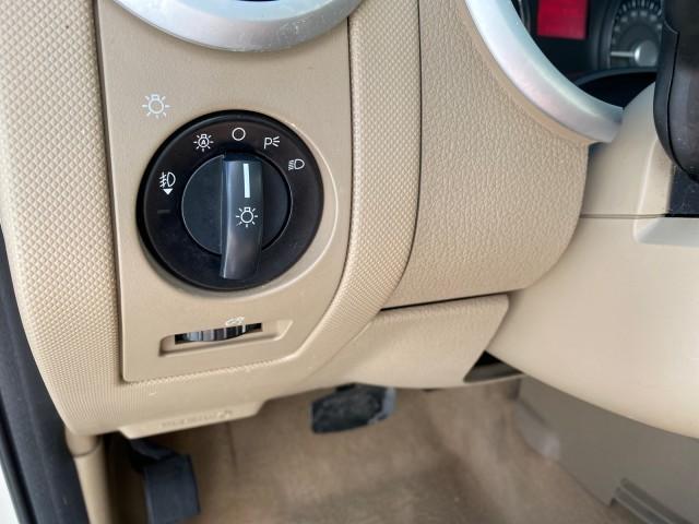 2007 Oxford White /Camel Mercury Mountaineer SUV Premier 1 OWNER (4M2EU38867U) with an 4.6L SOHC 24-Valve V8 Engine engine, Automatic transmission, located at 4701 North Dixie Hwy, Pompano Beach, FL, 33064, (954) 422-2889, 26.240938, -80.123474 - OUR WEBPAGE FLORIDACARS1.COM HAS OVER 100 PHOTOS AND FREE CARFAX LINK 2007 Mercury Mountaineer Premier 4 Door Wagon/Sport Utility 4.6L V8 F SOHC Gasoline 21 MPG Rear Wheel Drive Features ABS Brakes Air Conditioning Alloy Wheels AM/FM Stereo Audiophile Sound System Automatic Transmission Auxiliary Au- Photo#55