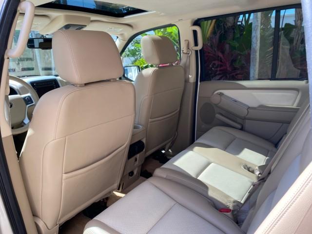 2007 Oxford White /Camel Mercury Mountaineer SUV Premier 1 OWNER (4M2EU38867U) with an 4.6L SOHC 24-Valve V8 Engine engine, Automatic transmission, located at 4701 North Dixie Hwy, Pompano Beach, FL, 33064, (954) 422-2889, 26.240938, -80.123474 - OUR WEBPAGE FLORIDACARS1.COM HAS OVER 100 PHOTOS AND FREE CARFAX LINK 2007 Mercury Mountaineer Premier 4 Door Wagon/Sport Utility 4.6L V8 F SOHC Gasoline 21 MPG Rear Wheel Drive Features ABS Brakes Air Conditioning Alloy Wheels AM/FM Stereo Audiophile Sound System Automatic Transmission Auxiliary Au- Photo#83