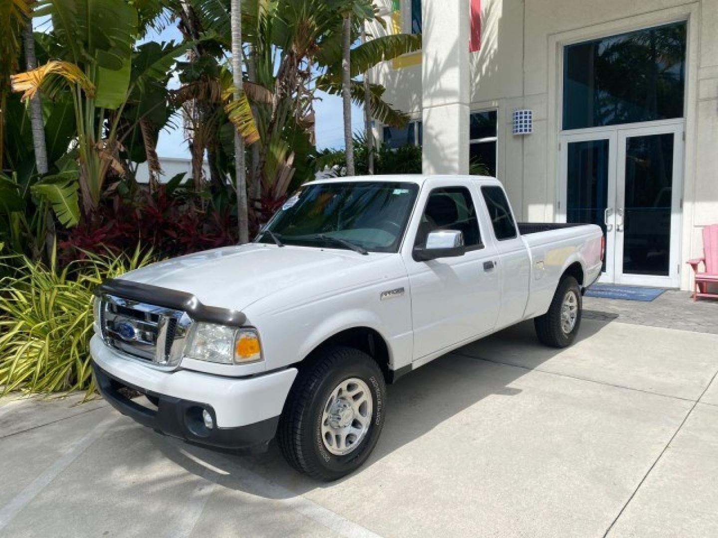 2011 Oxford White /Medium Dark Flint Ford Ranger X CAB XLT 1 OWNER FL (1FTKR1EE7BP) with an 4.0L SOHC V6 Engine engine, Automatic transmission, located at 4701 North Dixie Hwy, Pompano Beach, FL, 33064, (954) 422-2889, 26.240938, -80.123474 - OUR WEBPAGE FLORIDACARS1.COM HAS OVER 100 PHOTOS AND FREE CARFAX LINK 2011 Ford Ranger XLT 1 OWNER Club Cab Pickup 4.0L V6 F SOHC 16V Gasoline 21 MPG Rear Wheel Drive Features ABS Brakes Air Conditioning Alloy Wheels AM/FM Stereo Automatic Transmission Auxiliary Audio Input Bed Liner CD Audio Cloth- Photo#28