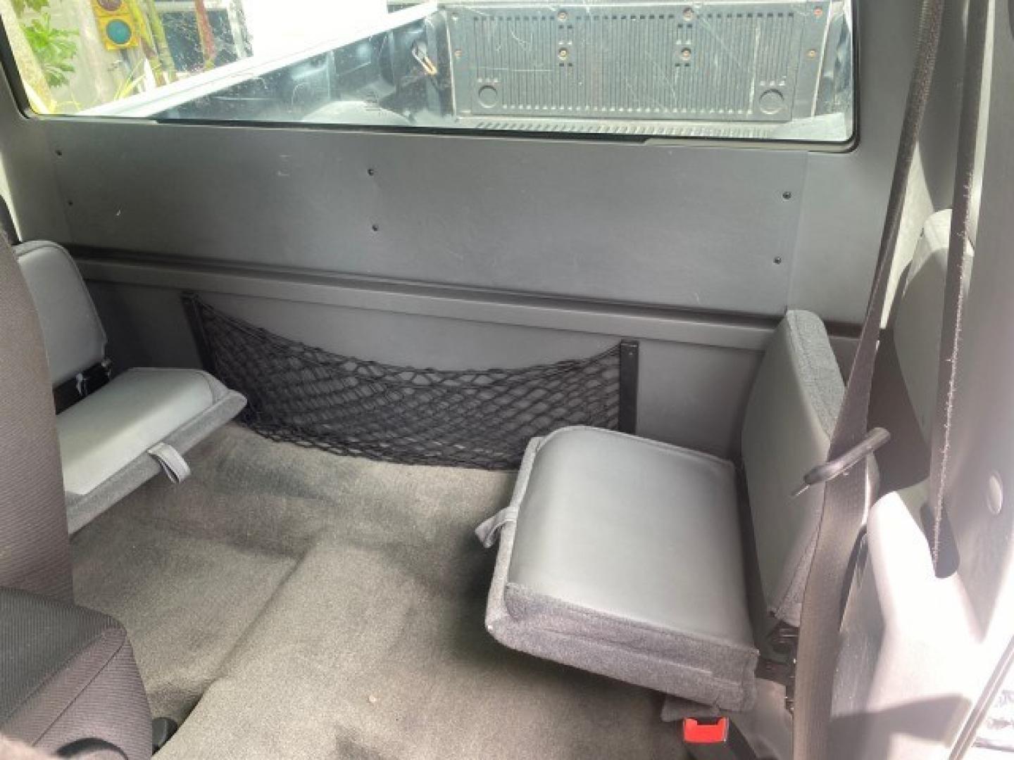 2011 Oxford White /Medium Dark Flint Ford Ranger X CAB XLT 1 OWNER FL (1FTKR1EE7BP) with an 4.0L SOHC V6 Engine engine, Automatic transmission, located at 4701 North Dixie Hwy, Pompano Beach, FL, 33064, (954) 422-2889, 26.240938, -80.123474 - OUR WEBPAGE FLORIDACARS1.COM HAS OVER 100 PHOTOS AND FREE CARFAX LINK 2011 Ford Ranger XLT 1 OWNER Club Cab Pickup 4.0L V6 F SOHC 16V Gasoline 21 MPG Rear Wheel Drive Features ABS Brakes Air Conditioning Alloy Wheels AM/FM Stereo Automatic Transmission Auxiliary Audio Input Bed Liner CD Audio Cloth- Photo#79