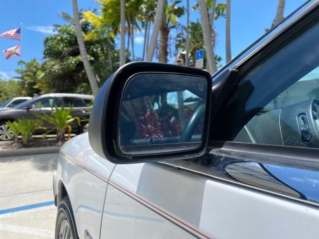 1993 White /Black Chrysler Lebaron CONV LX LOW MILES 26,305 (1C3XU5532PF) with an 3.0L SMFI 6-Cyl Engine engine, Automatic transmission, located at 4701 North Dixie Hwy, Pompano Beach, FL, 33064, (954) 422-2889, 26.240938, -80.123474 - OUR WEBPAGE FLORIDACARS1.COM HAS OVER 100 PHOTOS AND FREE CARFAX LINK 1993 Chrysler LeBaron Convertible 3.0L V6 F SOHC 12V Gasoline Front Wheel Drive Features ABS Brakes Air Conditioning Alloy Wheels AM/FM Stereo Automatic Transmission Cassette Player Cruise Control Leather Seats Power Locks Power S- Photo#38