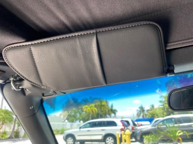 1993 White /Black Chrysler Lebaron CONV LX LOW MILES 26,305 (1C3XU5532PF) with an 3.0L SMFI 6-Cyl Engine engine, Automatic transmission, located at 4701 North Dixie Hwy, Pompano Beach, FL, 33064, (954) 422-2889, 26.240938, -80.123474 - OUR WEBPAGE FLORIDACARS1.COM HAS OVER 100 PHOTOS AND FREE CARFAX LINK 1993 Chrysler LeBaron Convertible 3.0L V6 F SOHC 12V Gasoline Front Wheel Drive Features ABS Brakes Air Conditioning Alloy Wheels AM/FM Stereo Automatic Transmission Cassette Player Cruise Control Leather Seats Power Locks Power S- Photo#65
