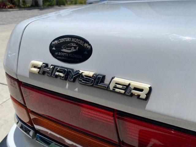 1993 White /Black Chrysler Lebaron CONV LX LOW MILES 26,305 (1C3XU5532PF) with an 3.0L SMFI 6-Cyl Engine engine, Automatic transmission, located at 4701 North Dixie Hwy, Pompano Beach, FL, 33064, (954) 422-2889, 26.240938, -80.123474 - OUR WEBPAGE FLORIDACARS1.COM HAS OVER 100 PHOTOS AND FREE CARFAX LINK 1993 Chrysler LeBaron Convertible 3.0L V6 F SOHC 12V Gasoline Front Wheel Drive Features ABS Brakes Air Conditioning Alloy Wheels AM/FM Stereo Automatic Transmission Cassette Player Cruise Control Leather Seats Power Locks Power S- Photo#77