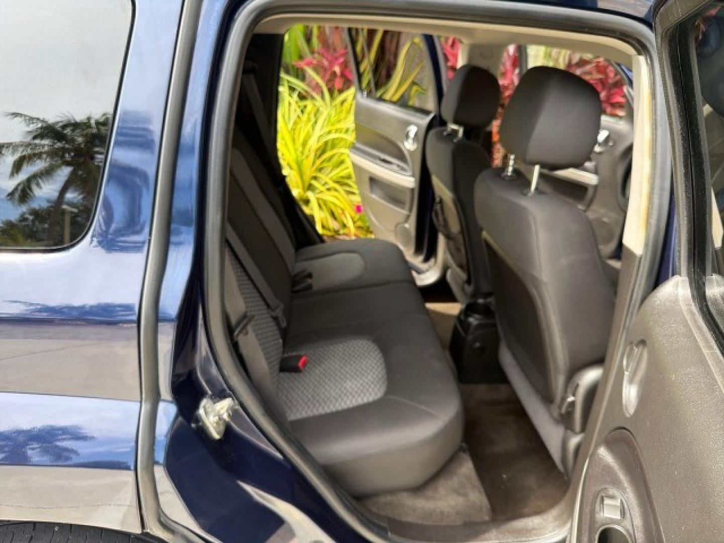 2010 Imperial Blue Metallic /Ebony Chevrolet HHR LS LOW MILES 35,304 1 OWNER (3GNBAADB7AS) with an Ecotec 2.2L VVT DOHC 4-Cyl SFI E85 Engine engine, Automatic transmission, located at 4701 North Dixie Hwy, Pompano Beach, FL, 33064, (954) 422-2889, 26.240938, -80.123474 - OUR WEBPAGE FLORIDACARS1.COM HAS OVER 100 PHOTOS AND FREE CARFAX LINK 2010 Chevrolet HHR LS 1 OWNER 4 Door Wagon/Sport Utility 2.2L I4 F DOHC 16V Flex Fuel 32 MPG Front Wheel Drive Features ABS Brakes Air Conditioning AM/FM Stereo Automatic Transmission Auxiliary Audio Input CD Audio Cloth Seats Cru- Photo#15