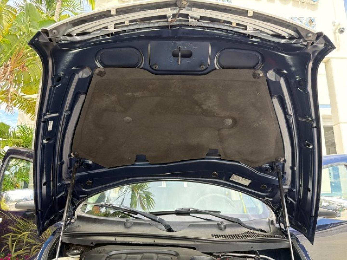 2010 Imperial Blue Metallic /Ebony Chevrolet HHR LS LOW MILES 35,304 1 OWNER (3GNBAADB7AS) with an Ecotec 2.2L VVT DOHC 4-Cyl SFI E85 Engine engine, Automatic transmission, located at 4701 North Dixie Hwy, Pompano Beach, FL, 33064, (954) 422-2889, 26.240938, -80.123474 - OUR WEBPAGE FLORIDACARS1.COM HAS OVER 100 PHOTOS AND FREE CARFAX LINK 2010 Chevrolet HHR LS 1 OWNER 4 Door Wagon/Sport Utility 2.2L I4 F DOHC 16V Flex Fuel 32 MPG Front Wheel Drive Features ABS Brakes Air Conditioning AM/FM Stereo Automatic Transmission Auxiliary Audio Input CD Audio Cloth Seats Cru- Photo#47