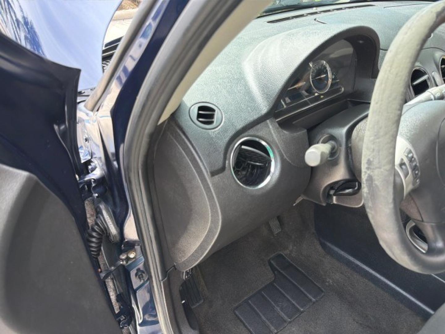2010 Imperial Blue Metallic /Ebony Chevrolet HHR LS LOW MILES 35,304 1 OWNER (3GNBAADB7AS) with an Ecotec 2.2L VVT DOHC 4-Cyl SFI E85 Engine engine, Automatic transmission, located at 4701 North Dixie Hwy, Pompano Beach, FL, 33064, (954) 422-2889, 26.240938, -80.123474 - OUR WEBPAGE FLORIDACARS1.COM HAS OVER 100 PHOTOS AND FREE CARFAX LINK 2010 Chevrolet HHR LS 1 OWNER 4 Door Wagon/Sport Utility 2.2L I4 F DOHC 16V Flex Fuel 32 MPG Front Wheel Drive Features ABS Brakes Air Conditioning AM/FM Stereo Automatic Transmission Auxiliary Audio Input CD Audio Cloth Seats Cru- Photo#61