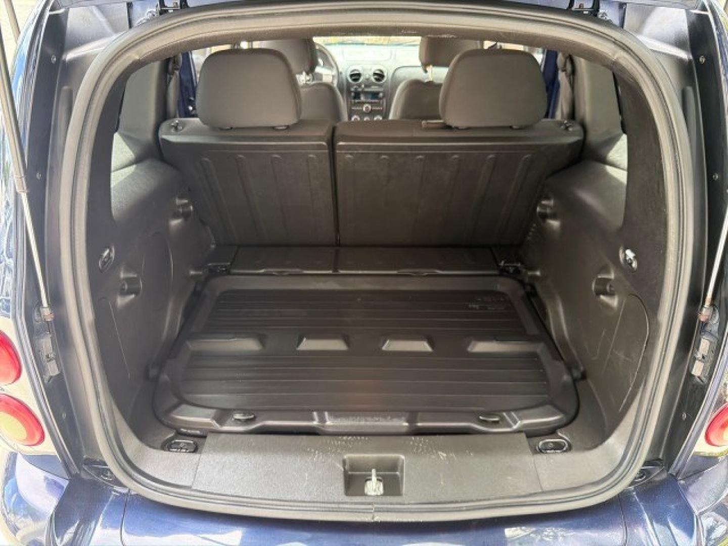 2010 Imperial Blue Metallic /Ebony Chevrolet HHR LS LOW MILES 35,304 1 OWNER (3GNBAADB7AS) with an Ecotec 2.2L VVT DOHC 4-Cyl SFI E85 Engine engine, Automatic transmission, located at 4701 North Dixie Hwy, Pompano Beach, FL, 33064, (954) 422-2889, 26.240938, -80.123474 - OUR WEBPAGE FLORIDACARS1.COM HAS OVER 100 PHOTOS AND FREE CARFAX LINK 2010 Chevrolet HHR LS 1 OWNER 4 Door Wagon/Sport Utility 2.2L I4 F DOHC 16V Flex Fuel 32 MPG Front Wheel Drive Features ABS Brakes Air Conditioning AM/FM Stereo Automatic Transmission Auxiliary Audio Input CD Audio Cloth Seats Cru- Photo#89