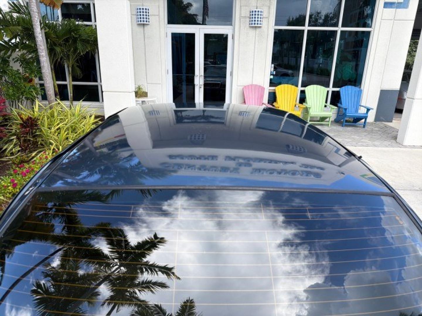 2007 Norsea Blue Pearl Metallic /Light Camel Mercury Grand Marquis LS LOW MILES 52,607 1 OWNER (2MEHM75V17X) with an 4.6L SOHC FFV V8 Engine engine, Automatic transmission, located at 4701 North Dixie Hwy, Pompano Beach, FL, 33064, (954) 422-2889, 26.240938, -80.123474 - OUR WEBPAGE FLORIDACARS1.COM HAS OVER 100 PHOTOS AND FREE CARFAX LINK 2007 Mercury Grand Marquis LS Sedan 4 DR 4.6L V8 F SOHC Flex Fuel 25 MPG Rear Wheel Drive Features ABS Brakes Air Conditioning Alloy Wheels AM/FM Stereo Automatic Transmission CD Audio Cruise Control Flex Fuel Vehicle Leather Seat- Photo#57
