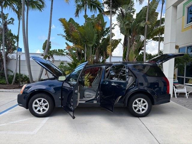 2008 Blue Chip /Cashmere/Cocoa Cadillac SRX SUNROOF LOW MILES 52,938 (1GYEE637380) with an 3.6L VVT V6 SFI Engine engine, Automatic transmission, located at 4701 North Dixie Hwy, Pompano Beach, FL, 33064, (954) 422-2889, 26.240938, -80.123474 - OUR WEBPAGE FLORIDACARS1.COM HAS OVER 100 PHOTOS AND FREE CARFAX LINK 2008 Cadillac SRX V6 4 Door Wagon/Sport Utility 3.6L V6 F Gasoline 24 MPG Rear Wheel Drive Features ABS Brakes Air Conditioning Alloy Wheels AM/FM Stereo Automatic Transmission Auxiliary Audio Input BOSE Sound System CD Audio Crui- Photo#8