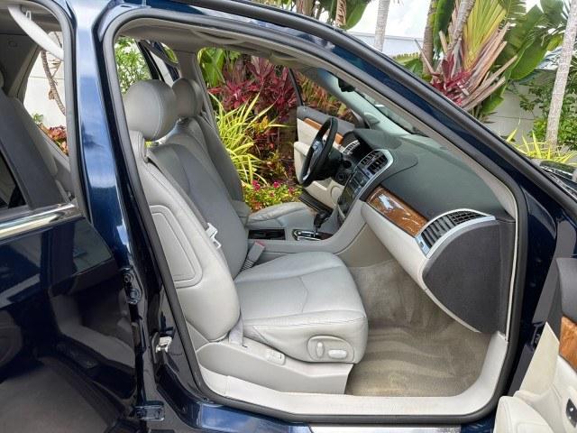 2008 Blue Chip /Cashmere/Cocoa Cadillac SRX SUNROOF LOW MILES 52,938 (1GYEE637380) with an 3.6L VVT V6 SFI Engine engine, Automatic transmission, located at 4701 North Dixie Hwy, Pompano Beach, FL, 33064, (954) 422-2889, 26.240938, -80.123474 - OUR WEBPAGE FLORIDACARS1.COM HAS OVER 100 PHOTOS AND FREE CARFAX LINK 2008 Cadillac SRX V6 4 Door Wagon/Sport Utility 3.6L V6 F Gasoline 24 MPG Rear Wheel Drive Features ABS Brakes Air Conditioning Alloy Wheels AM/FM Stereo Automatic Transmission Auxiliary Audio Input BOSE Sound System CD Audio Crui- Photo#14