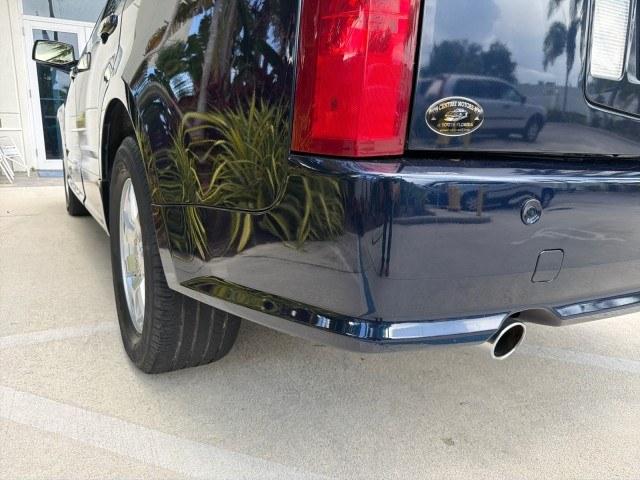 2008 Blue Chip /Cashmere/Cocoa Cadillac SRX SUNROOF LOW MILES 52,938 (1GYEE637380) with an 3.6L VVT V6 SFI Engine engine, Automatic transmission, located at 4701 North Dixie Hwy, Pompano Beach, FL, 33064, (954) 422-2889, 26.240938, -80.123474 - OUR WEBPAGE FLORIDACARS1.COM HAS OVER 100 PHOTOS AND FREE CARFAX LINK 2008 Cadillac SRX V6 4 Door Wagon/Sport Utility 3.6L V6 F Gasoline 24 MPG Rear Wheel Drive Features ABS Brakes Air Conditioning Alloy Wheels AM/FM Stereo Automatic Transmission Auxiliary Audio Input BOSE Sound System CD Audio Crui- Photo#30