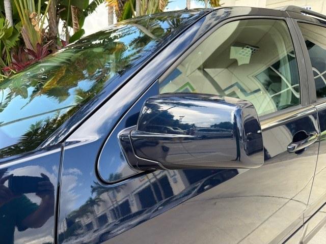 2008 Blue Chip /Cashmere/Cocoa Cadillac SRX SUNROOF LOW MILES 52,938 (1GYEE637380) with an 3.6L VVT V6 SFI Engine engine, Automatic transmission, located at 4701 North Dixie Hwy, Pompano Beach, FL, 33064, (954) 422-2889, 26.240938, -80.123474 - OUR WEBPAGE FLORIDACARS1.COM HAS OVER 100 PHOTOS AND FREE CARFAX LINK 2008 Cadillac SRX V6 4 Door Wagon/Sport Utility 3.6L V6 F Gasoline 24 MPG Rear Wheel Drive Features ABS Brakes Air Conditioning Alloy Wheels AM/FM Stereo Automatic Transmission Auxiliary Audio Input BOSE Sound System CD Audio Crui- Photo#41