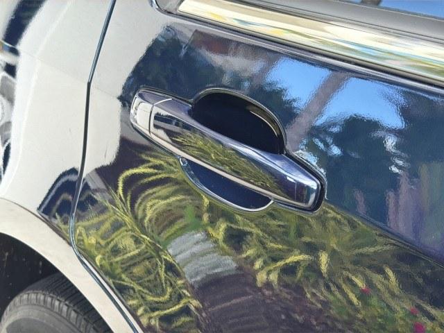 2008 Blue Chip /Cashmere/Cocoa Cadillac SRX SUNROOF LOW MILES 52,938 (1GYEE637380) with an 3.6L VVT V6 SFI Engine engine, Automatic transmission, located at 4701 North Dixie Hwy, Pompano Beach, FL, 33064, (954) 422-2889, 26.240938, -80.123474 - OUR WEBPAGE FLORIDACARS1.COM HAS OVER 100 PHOTOS AND FREE CARFAX LINK 2008 Cadillac SRX V6 4 Door Wagon/Sport Utility 3.6L V6 F Gasoline 24 MPG Rear Wheel Drive Features ABS Brakes Air Conditioning Alloy Wheels AM/FM Stereo Automatic Transmission Auxiliary Audio Input BOSE Sound System CD Audio Crui- Photo#46