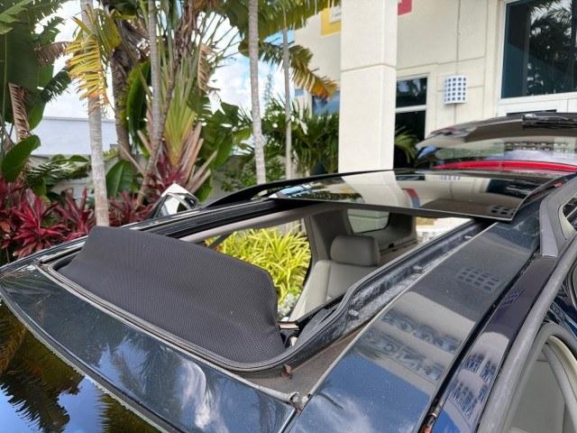 2008 Blue Chip /Cashmere/Cocoa Cadillac SRX SUNROOF LOW MILES 52,938 (1GYEE637380) with an 3.6L VVT V6 SFI Engine engine, Automatic transmission, located at 4701 North Dixie Hwy, Pompano Beach, FL, 33064, (954) 422-2889, 26.240938, -80.123474 - OUR WEBPAGE FLORIDACARS1.COM HAS OVER 100 PHOTOS AND FREE CARFAX LINK 2008 Cadillac SRX V6 4 Door Wagon/Sport Utility 3.6L V6 F Gasoline 24 MPG Rear Wheel Drive Features ABS Brakes Air Conditioning Alloy Wheels AM/FM Stereo Automatic Transmission Auxiliary Audio Input BOSE Sound System CD Audio Crui- Photo#48