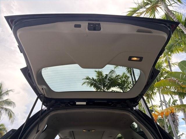 2008 Blue Chip /Cashmere/Cocoa Cadillac SRX SUNROOF LOW MILES 52,938 (1GYEE637380) with an 3.6L VVT V6 SFI Engine engine, Automatic transmission, located at 4701 North Dixie Hwy, Pompano Beach, FL, 33064, (954) 422-2889, 26.240938, -80.123474 - OUR WEBPAGE FLORIDACARS1.COM HAS OVER 100 PHOTOS AND FREE CARFAX LINK 2008 Cadillac SRX V6 4 Door Wagon/Sport Utility 3.6L V6 F Gasoline 24 MPG Rear Wheel Drive Features ABS Brakes Air Conditioning Alloy Wheels AM/FM Stereo Automatic Transmission Auxiliary Audio Input BOSE Sound System CD Audio Crui- Photo#66