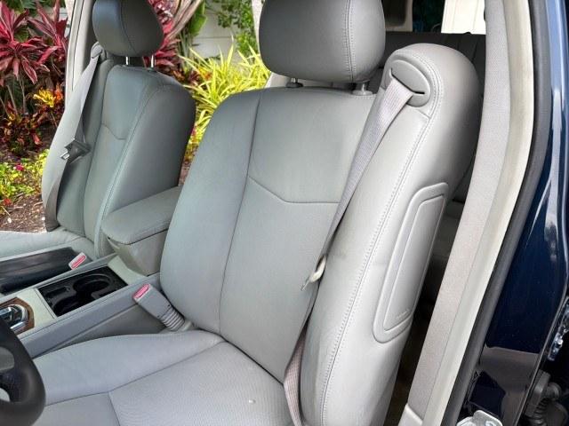 2008 Blue Chip /Cashmere/Cocoa Cadillac SRX SUNROOF LOW MILES 52,938 (1GYEE637380) with an 3.6L VVT V6 SFI Engine engine, Automatic transmission, located at 4701 North Dixie Hwy, Pompano Beach, FL, 33064, (954) 422-2889, 26.240938, -80.123474 - OUR WEBPAGE FLORIDACARS1.COM HAS OVER 100 PHOTOS AND FREE CARFAX LINK 2008 Cadillac SRX V6 4 Door Wagon/Sport Utility 3.6L V6 F Gasoline 24 MPG Rear Wheel Drive Features ABS Brakes Air Conditioning Alloy Wheels AM/FM Stereo Automatic Transmission Auxiliary Audio Input BOSE Sound System CD Audio Crui- Photo#74
