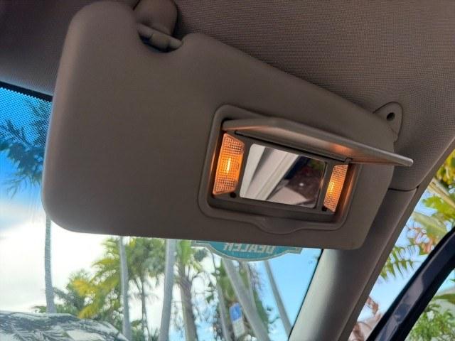 2008 Blue Chip /Cashmere/Cocoa Cadillac SRX SUNROOF LOW MILES 52,938 (1GYEE637380) with an 3.6L VVT V6 SFI Engine engine, Automatic transmission, located at 4701 North Dixie Hwy, Pompano Beach, FL, 33064, (954) 422-2889, 26.240938, -80.123474 - OUR WEBPAGE FLORIDACARS1.COM HAS OVER 100 PHOTOS AND FREE CARFAX LINK 2008 Cadillac SRX V6 4 Door Wagon/Sport Utility 3.6L V6 F Gasoline 24 MPG Rear Wheel Drive Features ABS Brakes Air Conditioning Alloy Wheels AM/FM Stereo Automatic Transmission Auxiliary Audio Input BOSE Sound System CD Audio Crui- Photo#95