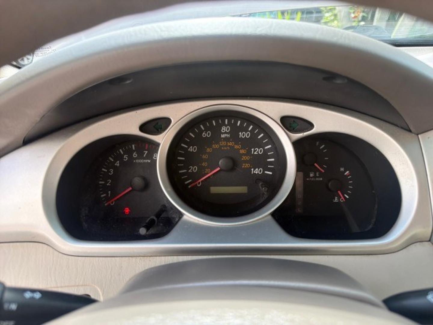 2007 Sonora Gold Pearl /Ivory Toyota Highlander LOW MILES 58,814 1 OWNER (JTEGD21A270) with an 2.4L DOHC SFI 16-Valve VVT-i 4-Cyl Engine engine, Automatic transmission, located at 4701 North Dixie Hwy, Pompano Beach, FL, 33064, (954) 422-2889, 26.240938, -80.123474 - OUR WEBPAGE FLORIDACARS1.COM HAS OVER 100 PHOTOS AND FREE CARFAX LINK 2007 Toyota Highlander 1 OWNER 4 Door Wagon/Sport Utility 2.4L I4 F DOHC 16V Gasoline 28 MPG Front Wheel Drive Features ABS Brakes Air Conditioning AM/FM Stereo Automatic Transmission Cassette Player CD Audio Cloth Seats Cruise Co- Photo#73