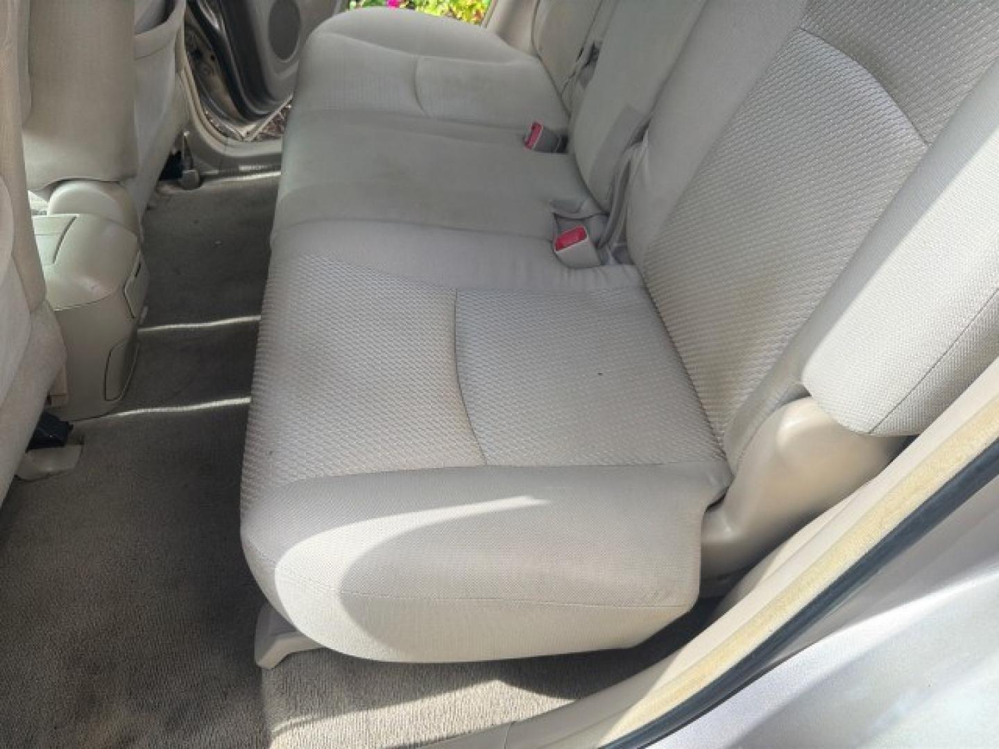 2007 Sonora Gold Pearl /Ivory Toyota Highlander LOW MILES 58,814 1 OWNER (JTEGD21A270) with an 2.4L DOHC SFI 16-Valve VVT-i 4-Cyl Engine engine, Automatic transmission, located at 4701 North Dixie Hwy, Pompano Beach, FL, 33064, (954) 422-2889, 26.240938, -80.123474 - OUR WEBPAGE FLORIDACARS1.COM HAS OVER 100 PHOTOS AND FREE CARFAX LINK 2007 Toyota Highlander 1 OWNER 4 Door Wagon/Sport Utility 2.4L I4 F DOHC 16V Gasoline 28 MPG Front Wheel Drive Features ABS Brakes Air Conditioning AM/FM Stereo Automatic Transmission Cassette Player CD Audio Cloth Seats Cruise Co- Photo#93
