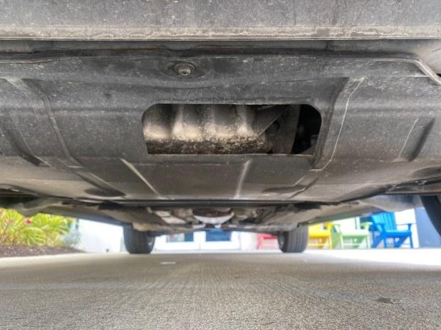 2009 Oyster Grey Metallic /Off Black Volvo XC70 3.0T AWD WAGON LOW MILES 78,683 (YV4BZ992X91) with an 3.0L DOHC 24-Valve Turbocharged I6 Engine engine, Automatic transmission, located at 4701 North Dixie Hwy, Pompano Beach, FL, 33064, (954) 422-2889, 26.240938, -80.123474 - OUR WEBPAGE FLORIDACARS1.COM HAS OVER 100 PHOTOS AND FREE CARFAX LINK 2009 Volvo XC70 T6 4WD 4 Door Wagon/Sport Utility 3.0L I6 F DOHC 24V Gasoline 22 MPG All Wheel Drive Features 4WD/AWD ABS Brakes Air Conditioning Alloy Wheels AM/FM Stereo Automatic Transmission Auxiliary Audio Input Bluetooth Tec- Photo#21