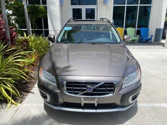 2009 Oyster Grey Metallic /Off Black Volvo XC70 3.0T AWD WAGON LOW MILES 78,683 (YV4BZ992X91) with an 3.0L DOHC 24-Valve Turbocharged I6 Engine engine, Automatic transmission, located at 4701 North Dixie Hwy, Pompano Beach, FL, 33064, (954) 422-2889, 26.240938, -80.123474 - OUR WEBPAGE FLORIDACARS1.COM HAS OVER 100 PHOTOS AND FREE CARFAX LINK 2009 Volvo XC70 T6 4WD 4 Door Wagon/Sport Utility 3.0L I6 F DOHC 24V Gasoline 22 MPG All Wheel Drive Features 4WD/AWD ABS Brakes Air Conditioning Alloy Wheels AM/FM Stereo Automatic Transmission Auxiliary Audio Input Bluetooth Tec- Photo#27