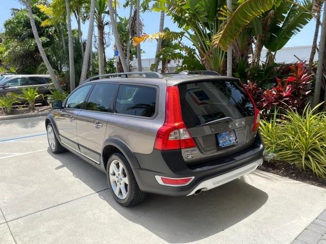 2009 Oyster Grey Metallic /Off Black Volvo XC70 3.0T AWD WAGON LOW MILES 78,683 (YV4BZ992X91) with an 3.0L DOHC 24-Valve Turbocharged I6 Engine engine, Automatic transmission, located at 4701 North Dixie Hwy, Pompano Beach, FL, 33064, (954) 422-2889, 26.240938, -80.123474 - OUR WEBPAGE FLORIDACARS1.COM HAS OVER 100 PHOTOS AND FREE CARFAX LINK 2009 Volvo XC70 T6 4WD 4 Door Wagon/Sport Utility 3.0L I6 F DOHC 24V Gasoline 22 MPG All Wheel Drive Features 4WD/AWD ABS Brakes Air Conditioning Alloy Wheels AM/FM Stereo Automatic Transmission Auxiliary Audio Input Bluetooth Tec- Photo#32