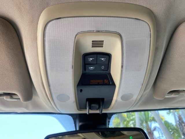 2009 Oyster Grey Metallic /Off Black Volvo XC70 3.0T AWD WAGON LOW MILES 78,683 (YV4BZ992X91) with an 3.0L DOHC 24-Valve Turbocharged I6 Engine engine, Automatic transmission, located at 4701 North Dixie Hwy, Pompano Beach, FL, 33064, (954) 422-2889, 26.240938, -80.123474 - OUR WEBPAGE FLORIDACARS1.COM HAS OVER 100 PHOTOS AND FREE CARFAX LINK 2009 Volvo XC70 T6 4WD 4 Door Wagon/Sport Utility 3.0L I6 F DOHC 24V Gasoline 22 MPG All Wheel Drive Features 4WD/AWD ABS Brakes Air Conditioning Alloy Wheels AM/FM Stereo Automatic Transmission Auxiliary Audio Input Bluetooth Tec- Photo#66