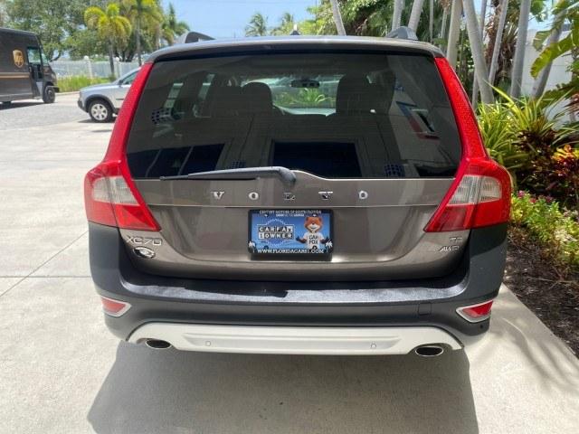 2009 Oyster Grey Metallic /Off Black Volvo XC70 3.0T AWD WAGON LOW MILES 78,683 (YV4BZ992X91) with an 3.0L DOHC 24-Valve Turbocharged I6 Engine engine, Automatic transmission, located at 4701 North Dixie Hwy, Pompano Beach, FL, 33064, (954) 422-2889, 26.240938, -80.123474 - OUR WEBPAGE FLORIDACARS1.COM HAS OVER 100 PHOTOS AND FREE CARFAX LINK 2009 Volvo XC70 T6 4WD 4 Door Wagon/Sport Utility 3.0L I6 F DOHC 24V Gasoline 22 MPG All Wheel Drive Features 4WD/AWD ABS Brakes Air Conditioning Alloy Wheels AM/FM Stereo Automatic Transmission Auxiliary Audio Input Bluetooth Tec- Photo#93