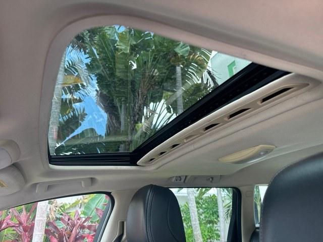 2009 Oyster Grey Metallic /Off Black Volvo XC70 3.0T AWD WAGON LOW MILES 78,683 (YV4BZ992X91) with an 3.0L DOHC 24-Valve Turbocharged I6 Engine engine, Automatic transmission, located at 4701 North Dixie Hwy, Pompano Beach, FL, 33064, (954) 422-2889, 26.240938, -80.123474 - OUR WEBPAGE FLORIDACARS1.COM HAS OVER 100 PHOTOS AND FREE CARFAX LINK 2009 Volvo XC70 T6 4WD 4 Door Wagon/Sport Utility 3.0L I6 F DOHC 24V Gasoline 22 MPG All Wheel Drive Features 4WD/AWD ABS Brakes Air Conditioning Alloy Wheels AM/FM Stereo Automatic Transmission Auxiliary Audio Input Bluetooth Tec- Photo#71