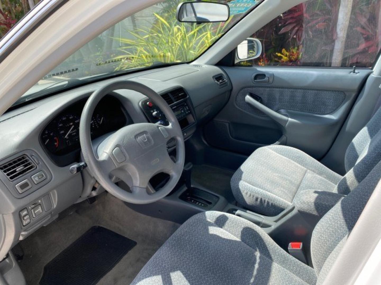 2000 Taffeta White /Gray Honda Civic EX LOW MILES 45,406 (1HGEJ8642YL) with an 1.6L SOHC VTEC 16-Valve I4 Engine engine, Automatic transmission, located at 4701 North Dixie Hwy, Pompano Beach, FL, 33064, (954) 422-2889, 26.240938, -80.123474 - OUR WEBPAGE FLORIDACARS1.COM HAS OVER 100 PHOTOS AND FREE CARFAX LINK 2000 Honda Civic EX Sedan 4 DR 1.6L I4 F 16V Gasoline 35 MPG Front Wheel Drive Features ABS Brakes Air Conditioning AM/FM Stereo Automatic Transmission CD Audio Cruise Control Power Locks Power Mirrors Power Windows Rear Defroster- Photo#43