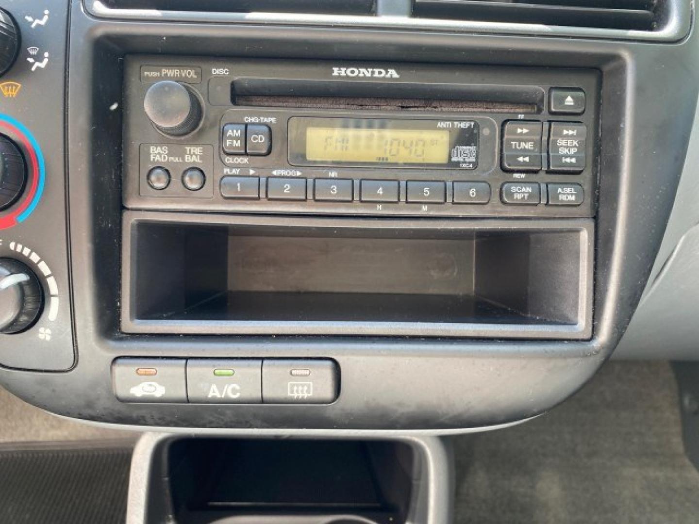 2000 Taffeta White /Gray Honda Civic EX LOW MILES 45,406 (1HGEJ8642YL) with an 1.6L SOHC VTEC 16-Valve I4 Engine engine, Automatic transmission, located at 4701 North Dixie Hwy, Pompano Beach, FL, 33064, (954) 422-2889, 26.240938, -80.123474 - OUR WEBPAGE FLORIDACARS1.COM HAS OVER 100 PHOTOS AND FREE CARFAX LINK 2000 Honda Civic EX Sedan 4 DR 1.6L I4 F 16V Gasoline 35 MPG Front Wheel Drive Features ABS Brakes Air Conditioning AM/FM Stereo Automatic Transmission CD Audio Cruise Control Power Locks Power Mirrors Power Windows Rear Defroster- Photo#58