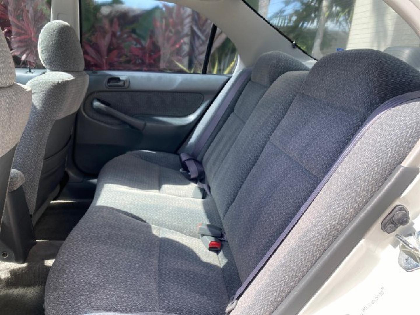 2000 Taffeta White /Gray Honda Civic EX LOW MILES 45,406 (1HGEJ8642YL) with an 1.6L SOHC VTEC 16-Valve I4 Engine engine, Automatic transmission, located at 4701 North Dixie Hwy, Pompano Beach, FL, 33064, (954) 422-2889, 26.240938, -80.123474 - OUR WEBPAGE FLORIDACARS1.COM HAS OVER 100 PHOTOS AND FREE CARFAX LINK 2000 Honda Civic EX Sedan 4 DR 1.6L I4 F 16V Gasoline 35 MPG Front Wheel Drive Features ABS Brakes Air Conditioning AM/FM Stereo Automatic Transmission CD Audio Cruise Control Power Locks Power Mirrors Power Windows Rear Defroster- Photo#78