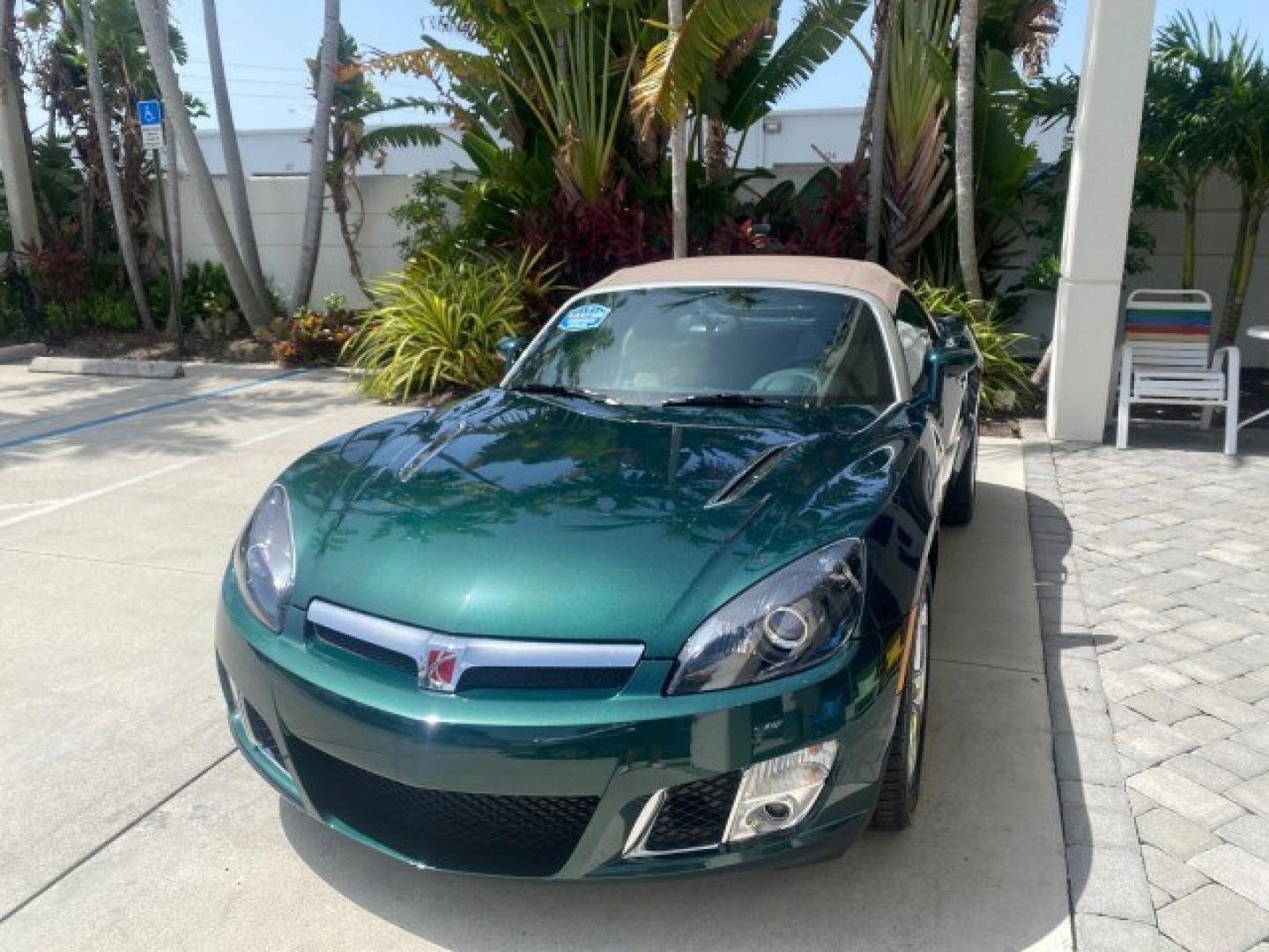 2008 Forest Green /Tan Saturn Sky AUTO TURBO Red Line LOW MILES 3,949 (1G8MG35X48Y) with an Turbocharged And Intercooled Ecotec 2.0L VVT DOHC 4-Cyl Aluminum Engine engine, Automatic transmission, located at 4701 North Dixie Hwy, Pompano Beach, FL, 33064, (954) 422-2889, 26.240938, -80.123474 - OUR WEBPAGE FLORIDACARS1.COM HAS OVER 100 PHOTOS AND FREE CARFAX LINK 2008 Saturn SKY Red Line Turbo All Original Paint Collectors Welcome Convertible 2.0L I4 F DOHC Gasoline 31 MPG Rear Wheel Drive Features ABS Brakes Air Conditioning Alloy Wheels AM/FM Stereo Automatic Transmission CD Audio Cruise- Photo#3