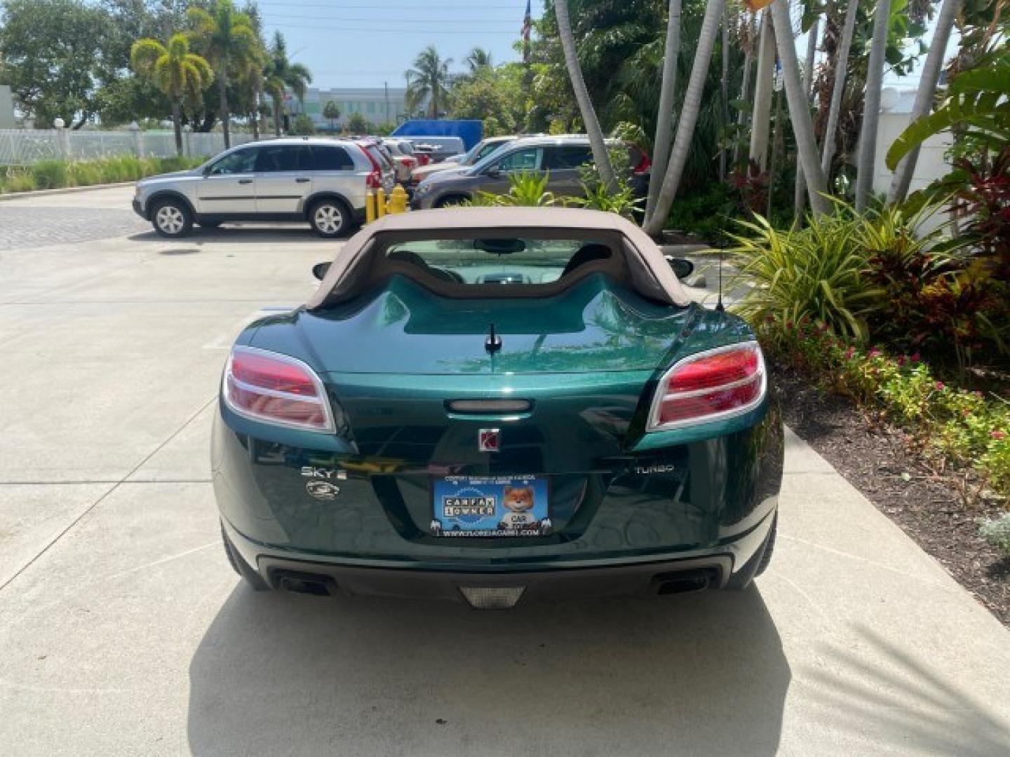 2008 Forest Green /Tan Saturn Sky AUTO TURBO Red Line LOW MILES 3,949 (1G8MG35X48Y) with an Turbocharged And Intercooled Ecotec 2.0L VVT DOHC 4-Cyl Aluminum Engine engine, Automatic transmission, located at 4701 North Dixie Hwy, Pompano Beach, FL, 33064, (954) 422-2889, 26.240938, -80.123474 - OUR WEBPAGE FLORIDACARS1.COM HAS OVER 100 PHOTOS AND FREE CARFAX LINK 2008 Saturn SKY Red Line Turbo All Original Paint Collectors Welcome Convertible 2.0L I4 F DOHC Gasoline 31 MPG Rear Wheel Drive Features ABS Brakes Air Conditioning Alloy Wheels AM/FM Stereo Automatic Transmission CD Audio Cruise- Photo#34