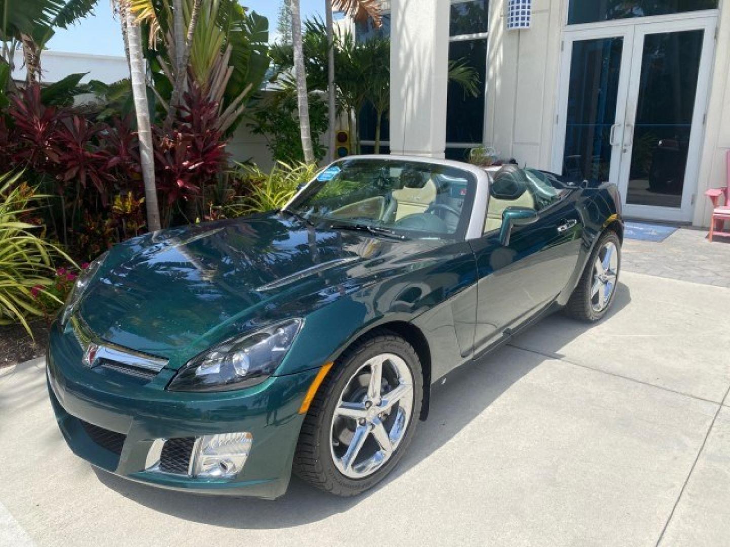 2008 Forest Green /Tan Saturn Sky AUTO TURBO Red Line LOW MILES 3,949 (1G8MG35X48Y) with an Turbocharged And Intercooled Ecotec 2.0L VVT DOHC 4-Cyl Aluminum Engine engine, Automatic transmission, located at 4701 North Dixie Hwy, Pompano Beach, FL, 33064, (954) 422-2889, 26.240938, -80.123474 - OUR WEBPAGE FLORIDACARS1.COM HAS OVER 100 PHOTOS AND FREE CARFAX LINK 2008 Saturn SKY Red Line Turbo All Original Paint Collectors Welcome Convertible 2.0L I4 F DOHC Gasoline 31 MPG Rear Wheel Drive Features ABS Brakes Air Conditioning Alloy Wheels AM/FM Stereo Automatic Transmission CD Audio Cruise- Photo#88