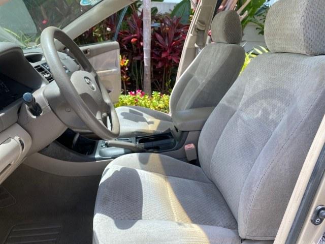 2004 Desert Sand Mica /Stone Toyota Camry LE LOW MILES 58,925 1 OWNER (4T1BE32K04U) with an 2.4L DOHC MPFI Vvti 16-Valve 4-Cyl Engine engine, Automatic transmission, located at 4701 North Dixie Hwy, Pompano Beach, FL, 33064, (954) 422-2889, 26.240938, -80.123474 - OUR WEBPAGE FLORIDACARS1.COM HAS OVER 100 PHOTOS AND FREE CARFAX LINK 2004 Toyota Camry LE 1 OWNER Sedan 4 DR 2.4L I4 F DOHC 16V Gasoline 32 MPG Front Wheel Drive Features Air Conditioning AM/FM Stereo Automatic Transmission Cassette Player CD Audio Cloth Seats Cruise Control Power Locks Power Mirro- Photo#10
